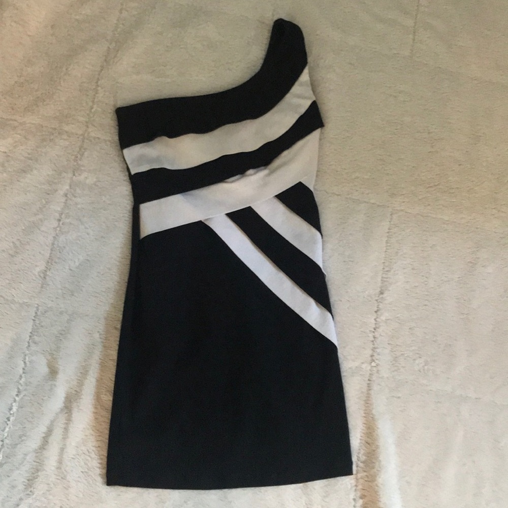 One shoulder cocktail dress